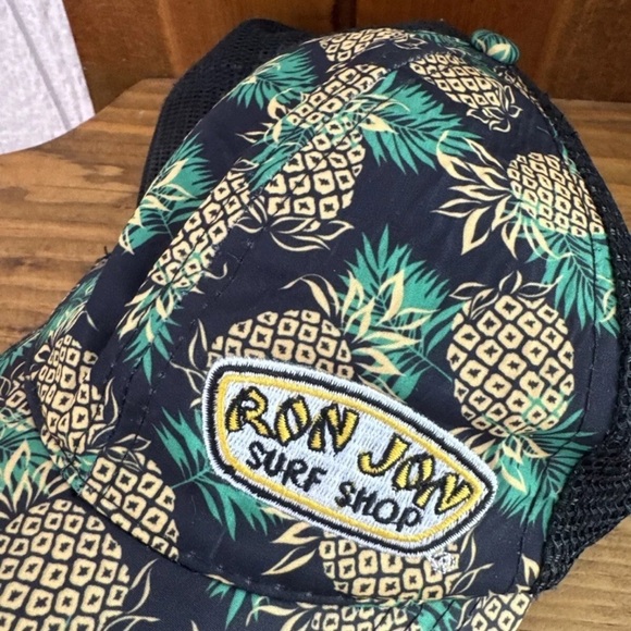 Ron Jon Surf Shop Snapback Logo Graphic Trucker Hat Pineapple - Picture 3 of 4